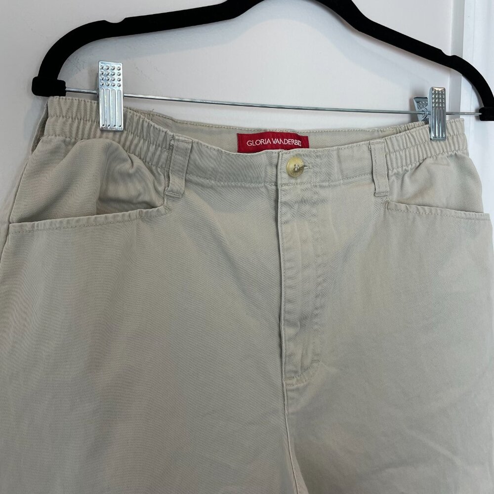 Khaki capris size 12P - Gloria Vanderbilt